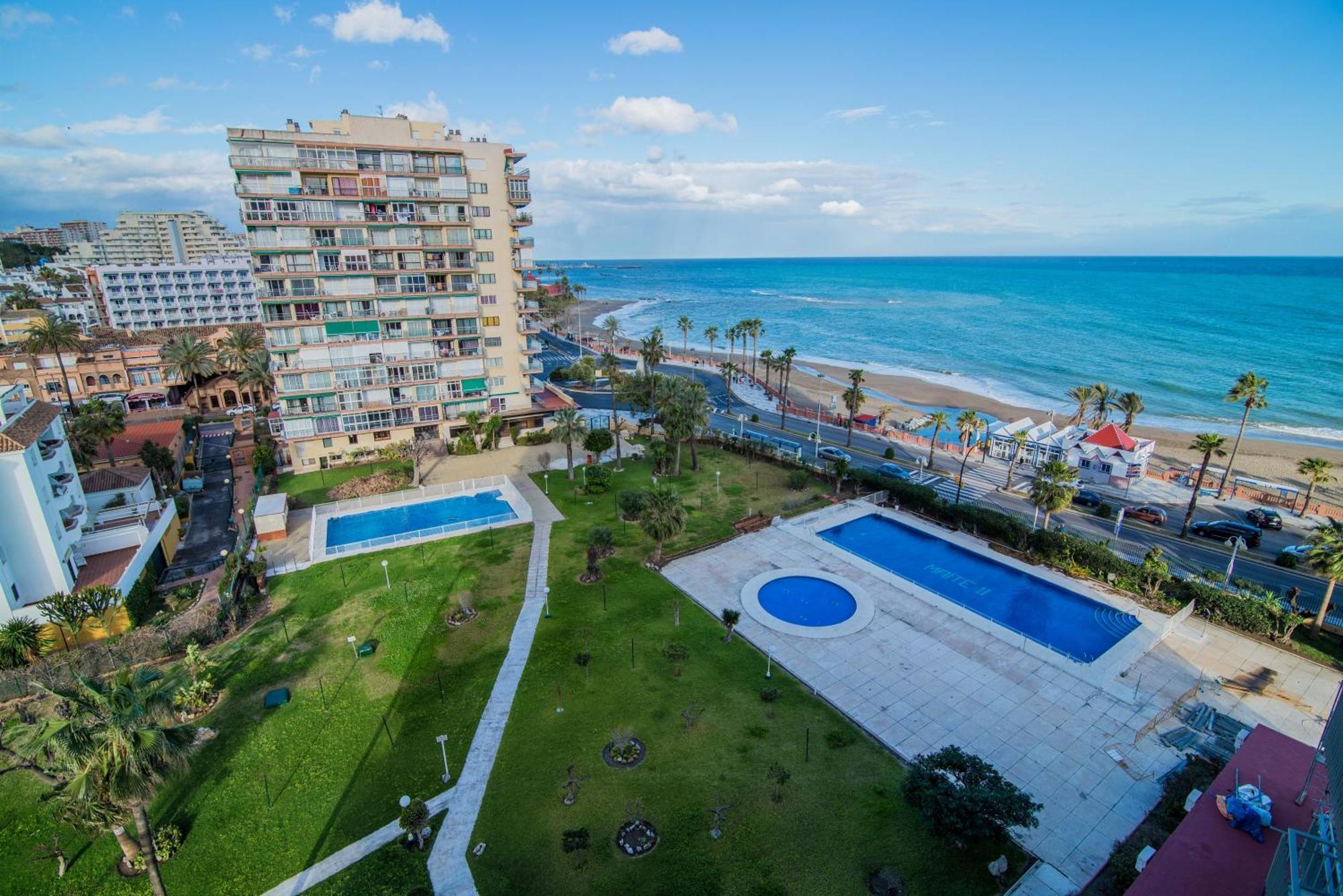 Vb Benalmadena 1 Bedroom Waterfront Apt Luaran gambar